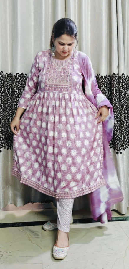 NAYRA CUT KURTI SETS